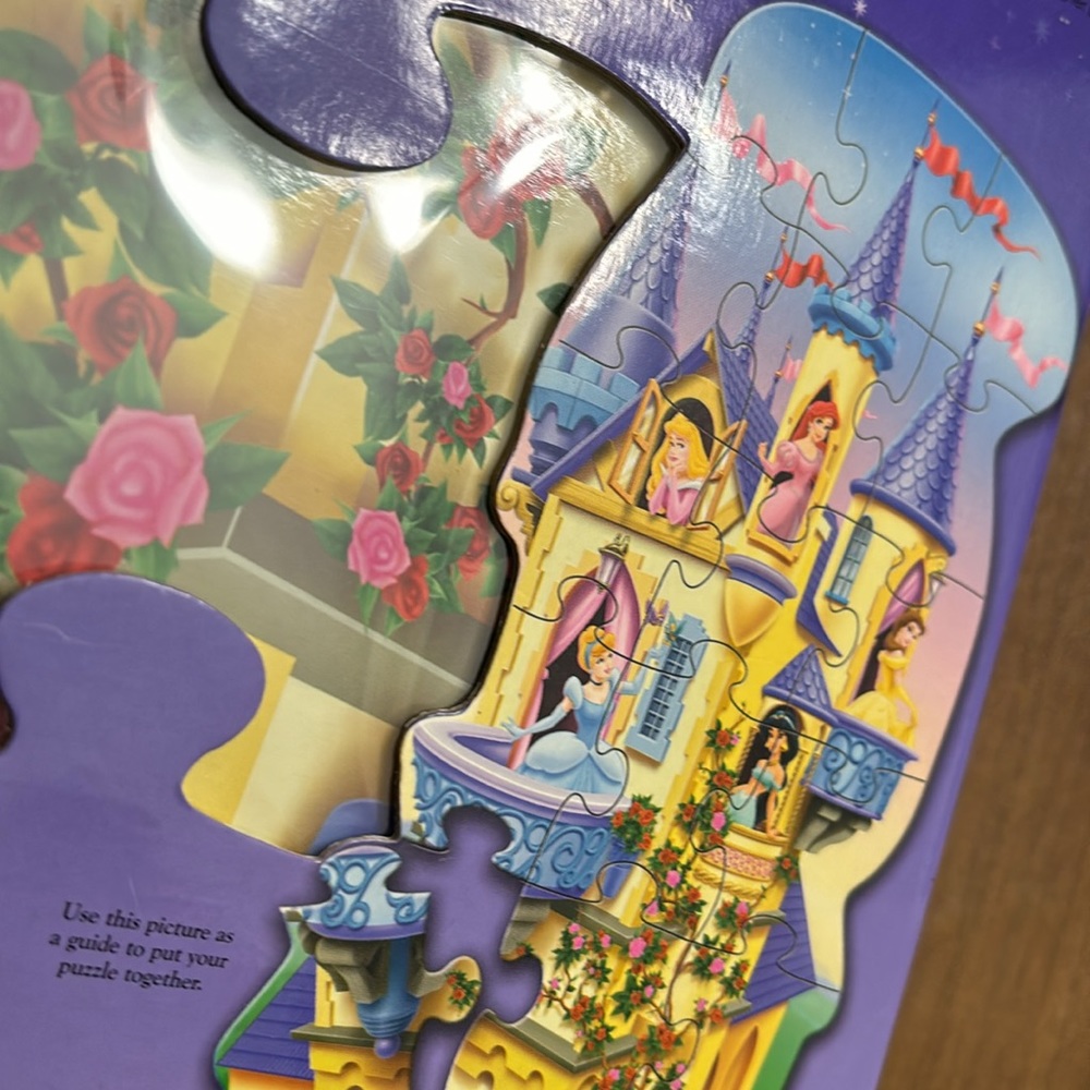 Disney Princess large puzzle - Picture 2 of 8